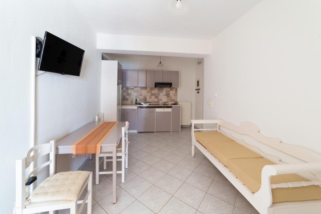 Natassa Apartments Agia Efimia Eksteriør billede