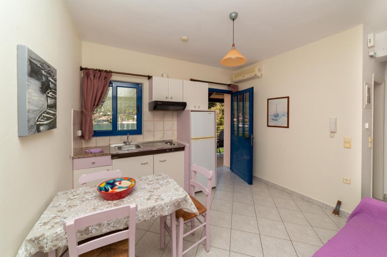 Natassa Apartments Agia Efimia Eksteriør billede
