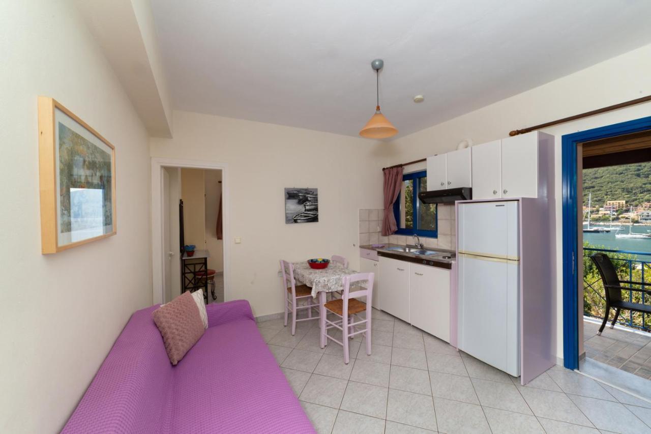Natassa Apartments Agia Efimia Eksteriør billede