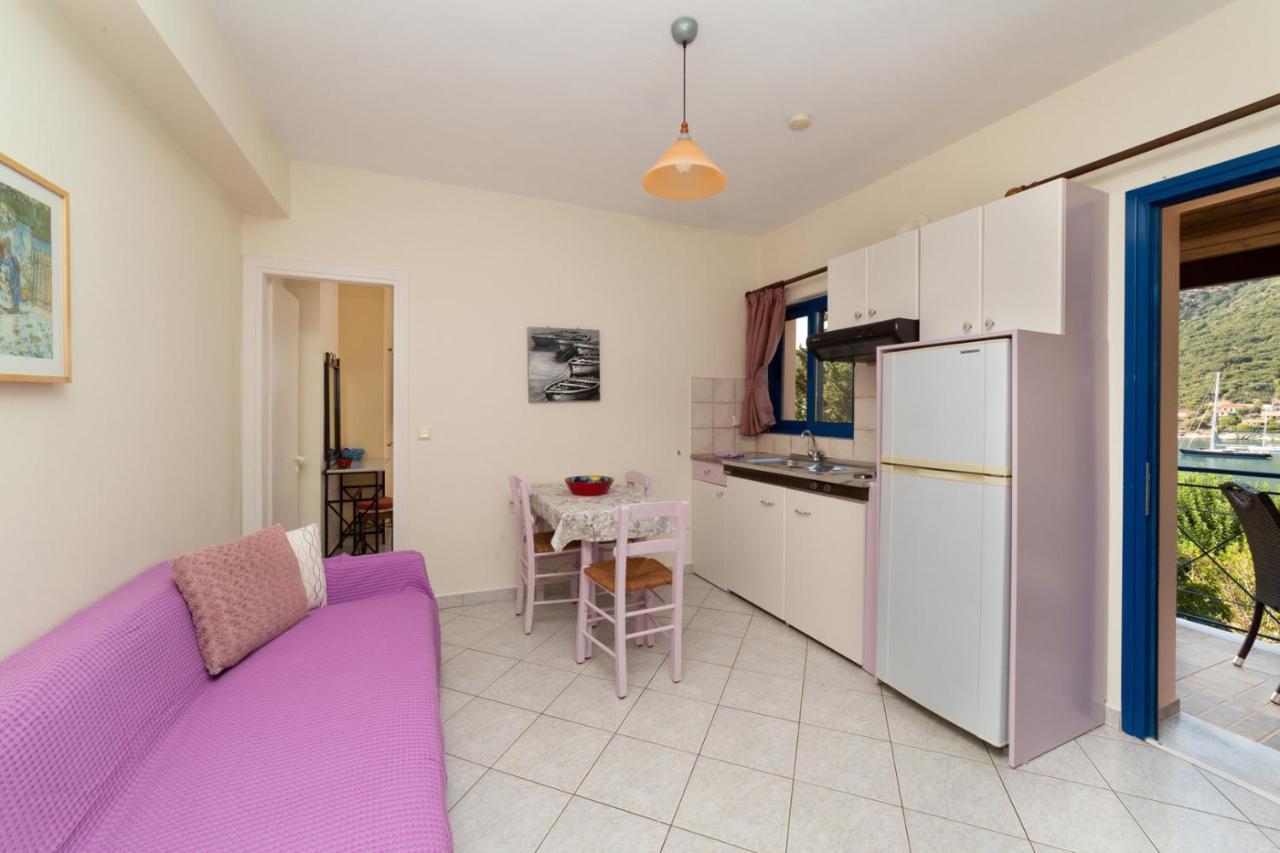 Natassa Apartments Agia Efimia Eksteriør billede