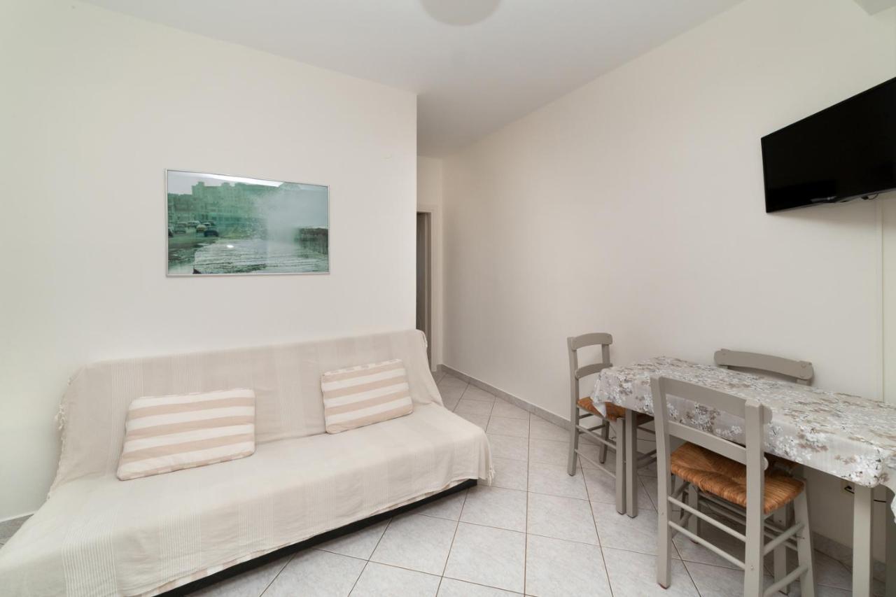 Natassa Apartments Agia Efimia Eksteriør billede