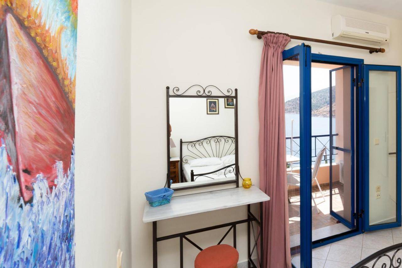 Natassa Apartments Agia Efimia Eksteriør billede