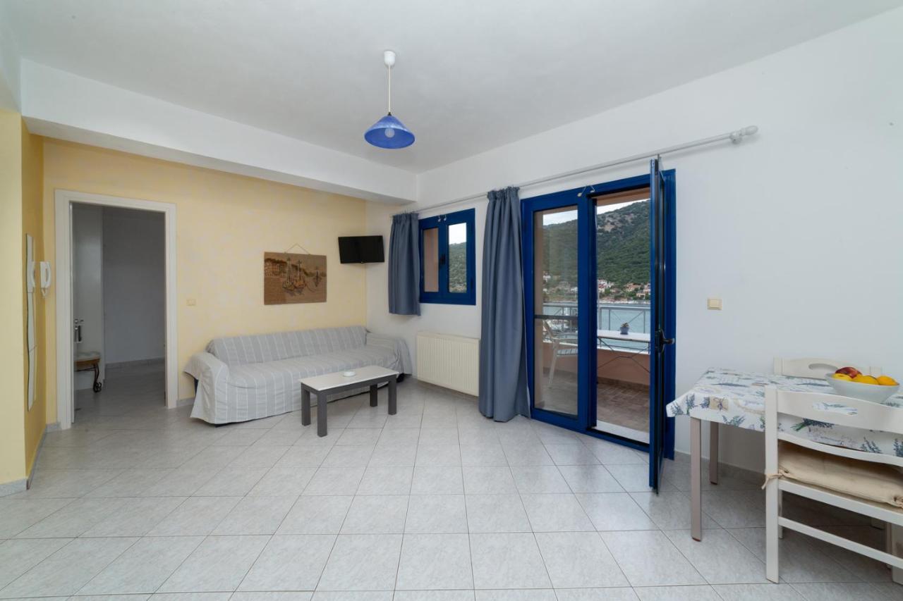 Natassa Apartments Agia Efimia Eksteriør billede